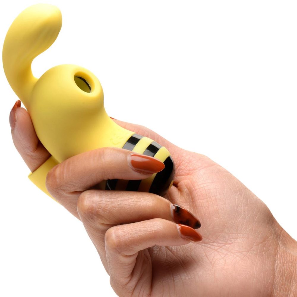 Stimulators | Shegasm Sucky Bee Rechargeable Silicone Clitoral Stimulating Finger Vibrator With Suction