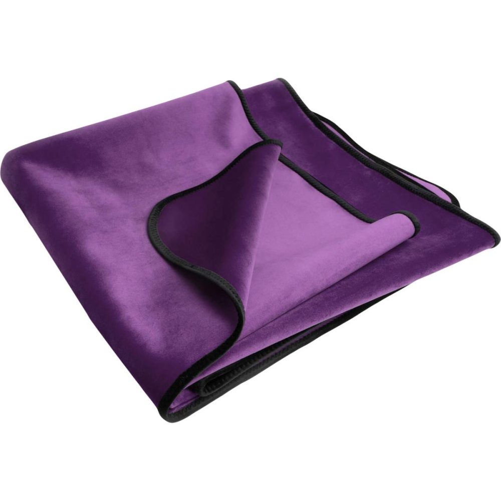 Water Gadgets & Accessories | Fascinator Travel Throw Moisture-Proof Sensual Blanket – Microvelvet Plum 53" x 36"